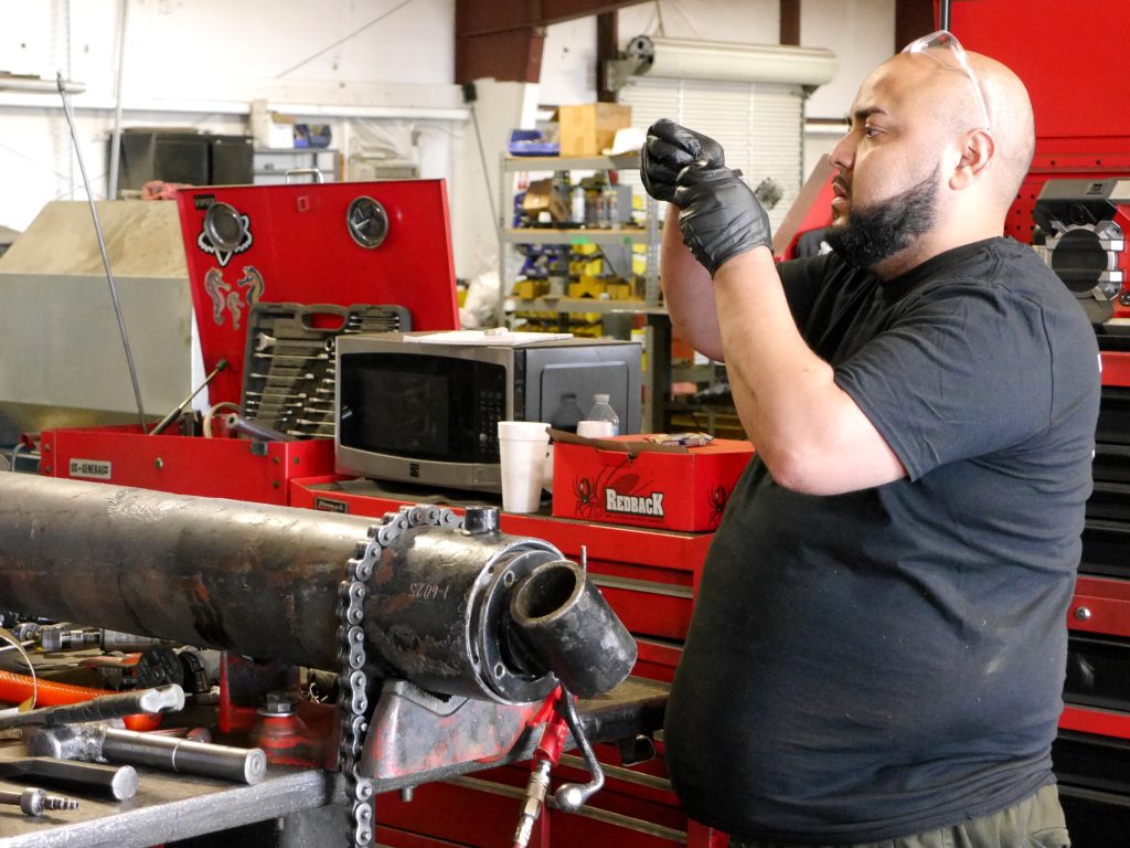 Dallas Fort Worth Hydraulic Repair and Fabrication TLR